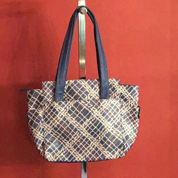 Ellen Tracy Handbag - Picture 2 of 8